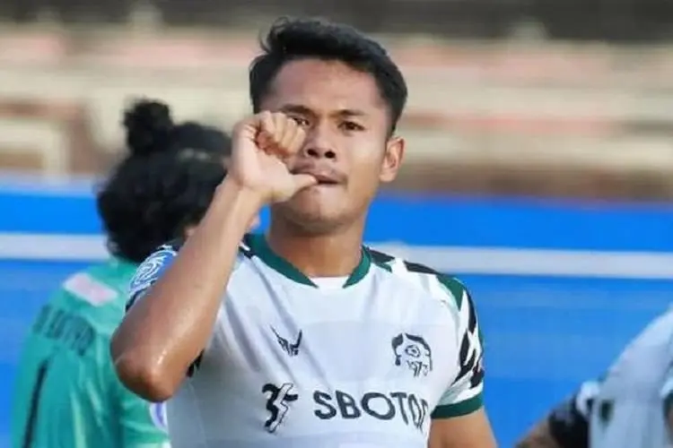 Dimas Drajad Langsung Geber Latihan Perdana Bareng Persib, Siap Gebrak Lini Depan Maung Bandung!