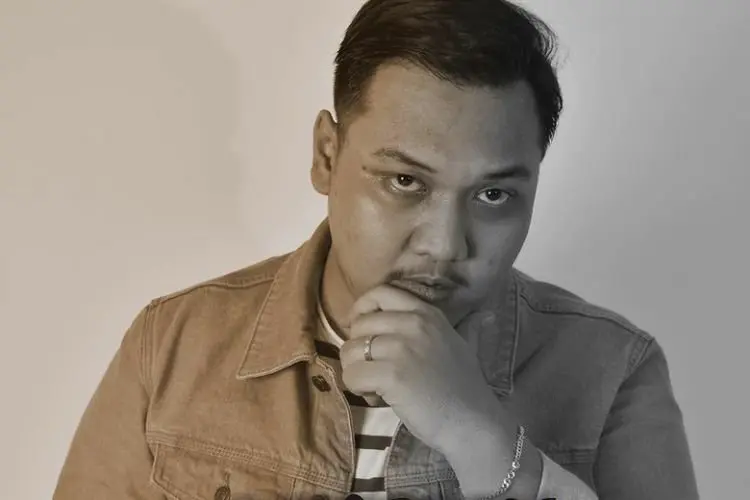 Lirik Lagu Sinyal Tresna â Ndarboy Genk