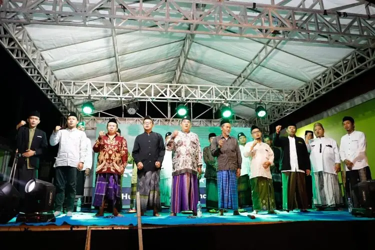 Inginkan Kepemimpinan Berintegritas dan Membawa Perubahan, Ribuan Santri dan Ulama Dukung Ganjar PresidenÂ 