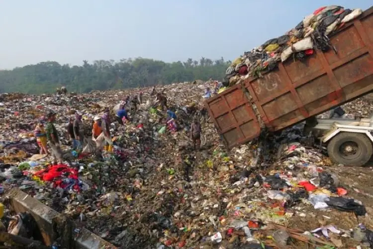 TPA Sarimukti Bakal Ditutup, DLH KBB Keluhkan Jika Harus Buang Sampah ke TPPAS Legok Nangka