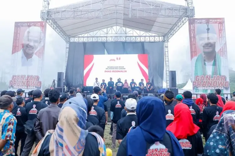 Yakin Ganjar Bisa Jalankan Aspirasi Petani, Ribuan Warga Desa di Kab Bandung Deklarasikan Ganjar Presiden