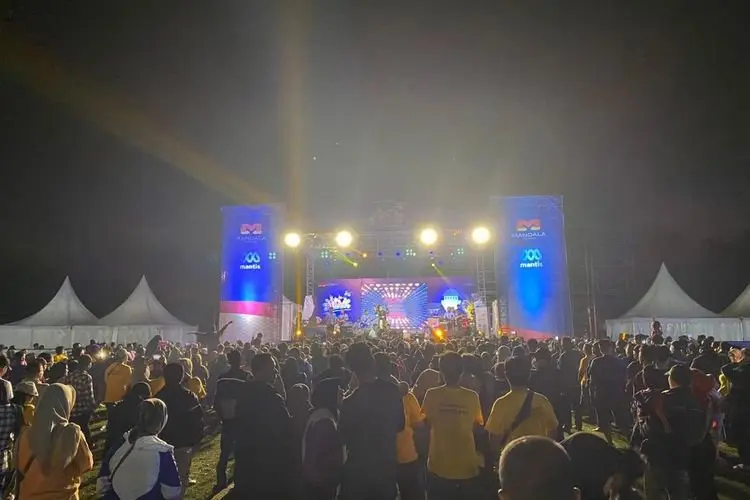 Gelar Perhelatan Rakyat di Cimahi, Mandala Ajak Pelaku UMKM hingga Masyarakat Bangkitkan Ekonomi