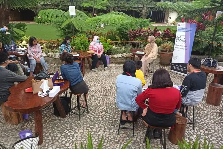 Prodi Bahasa dan Sastra Indonesia UPI Laksanakan PKM Terkait Pelatihan Menulis 