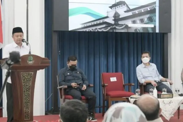 Uu Ruzhanul Ulum Minta Disnakertrans Manfaatkan Peluang Bekerja di Jepang
