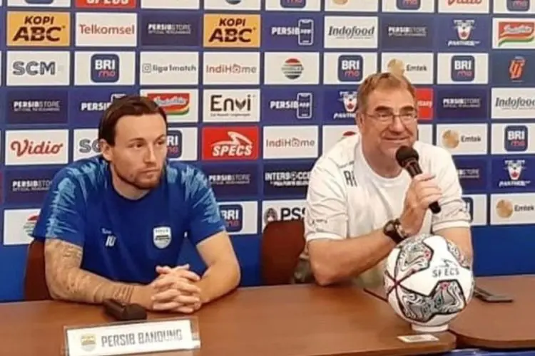 Persib Kalah, Robert Albert Cuma Bilang Begini