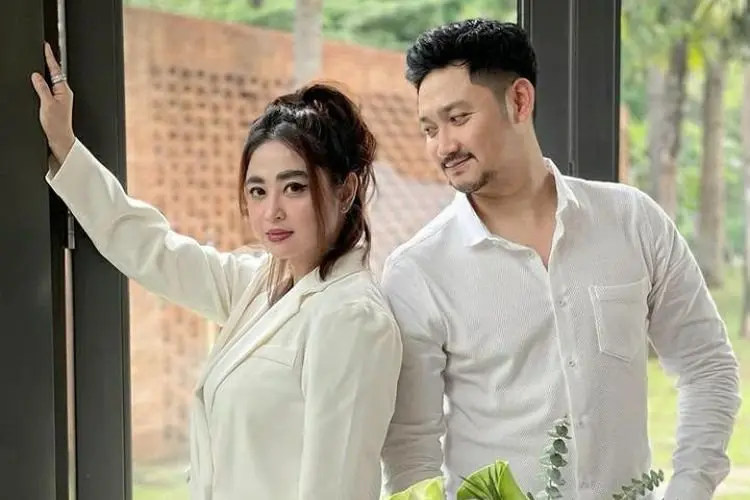 Dikabulkan Hakim, Angga Wijaya resmi Bercerai dengan Dewi Persik