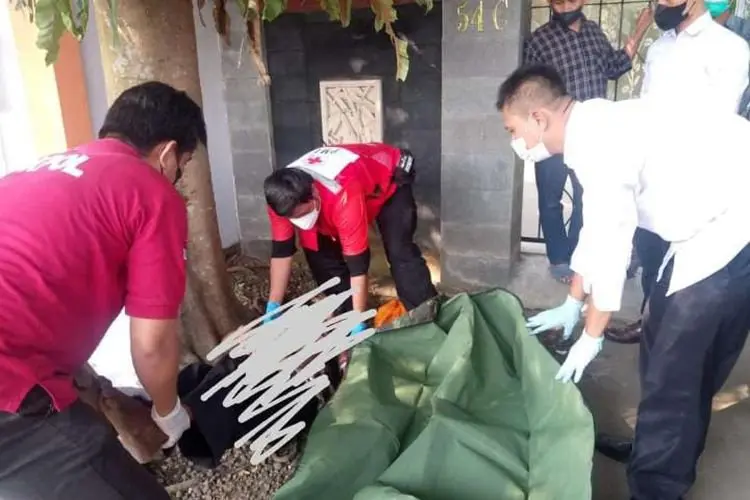 Mayat Didepan Sekolah Bikin Geger Warga Situ Gede 