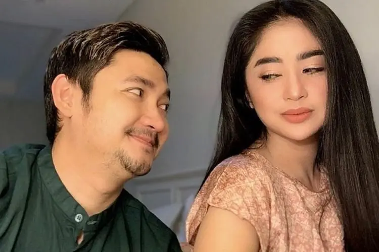 Angga Wijaya dan Dewi Persik Resmi Bercerai, Pengacara: Tidak Ada Tuntutan Nafkah atau Harta Gono Gini
