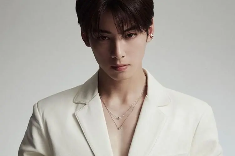 Cha Eun Woo ASTRO Dalam Pembicaraan untuk Membintangi Drama Romantis Baru Ini