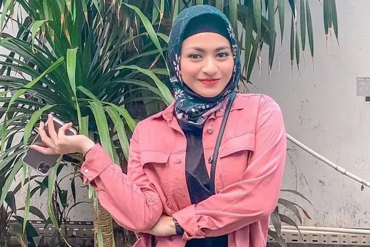 Tidak Tuntut Harta Gono Gini, Nathalie Holscher Malah Minta Pembagian Adsense Youtube Sule Production?