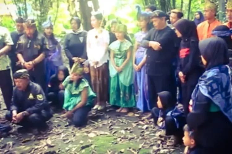 Mengenal Ritual Hajat Lembur, Tradisi Syukur Nikmat Masyarakat Kampung Blok Kaum Batujajar Barat KBB