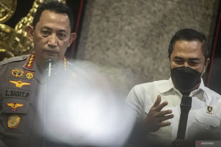 Kapolri Digeruduk Netizen hingga Dituntut Pecat Kapolda Jabar Imbas Pegi Setiawan Dibebaskan