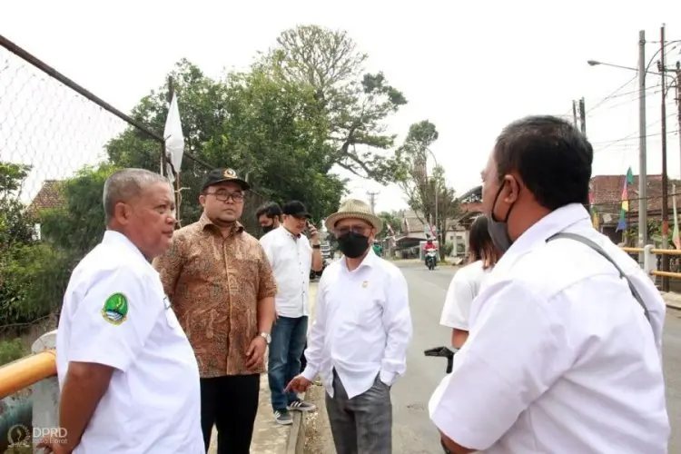 Tinjau Jembatan Cigereuh, Komisi IV DPRD Jabar Minta Diperbaiki