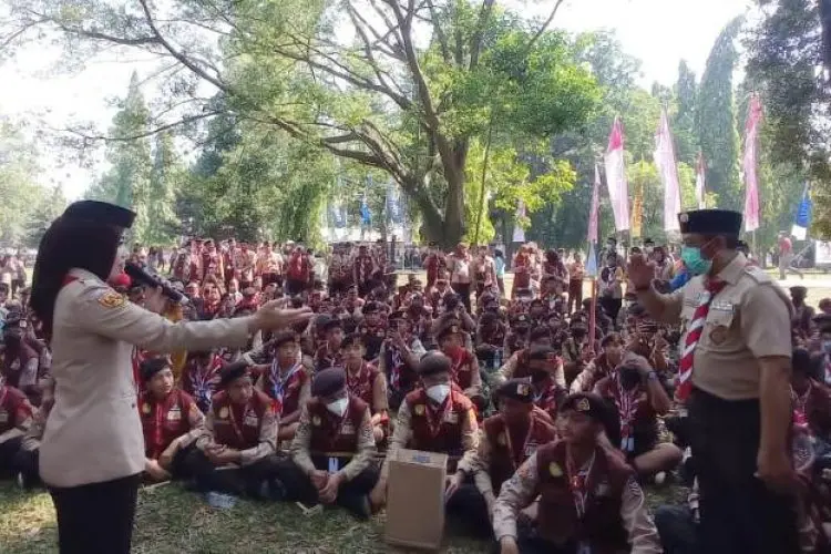 Pramuka Jabar Tebar Kebermanfaatan, Atalia Praratya Kamil Raih Lencana Karya Bakti