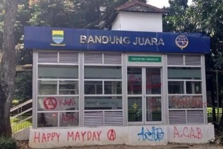 Sebanyak 21 Halte Terbengkalai Sudah Dibongkar DIshub Kota Bandung