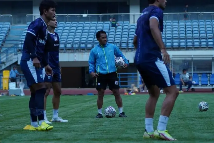 Hadapi PSS Sleman, Budiman Pastikan Persib Terapkan Strategi Ini
