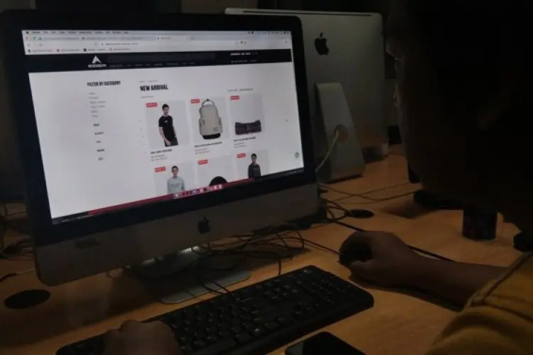 Lini Digital Eiger Tumbuh Eksponensial