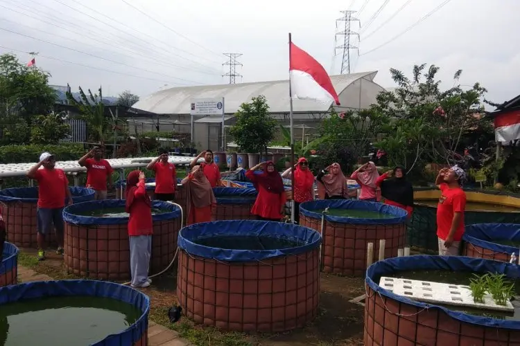 Begini Cara Petani Kota Bogor Kibarkan Bendera Peringati HUT RI ke-77 
