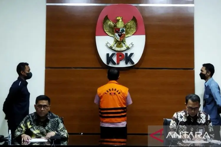 Ditetapkan Tersangka, KPK Tahan Lagi Ajay M Priatna