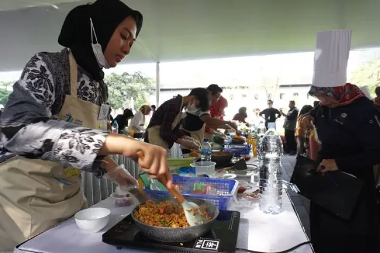 FOTO: Lomba Chef Juara dengan Kompor Induksi