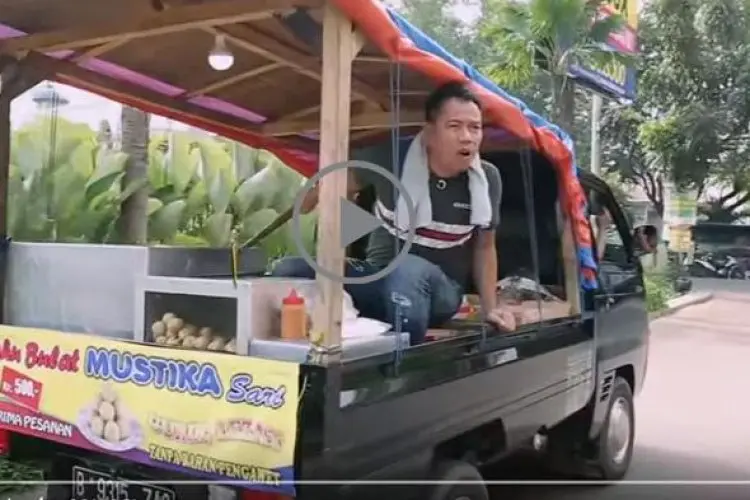 Unik, Pedagang Tahu Bulat Sosialisasikan Bayar Pajak via Pengeras Suara