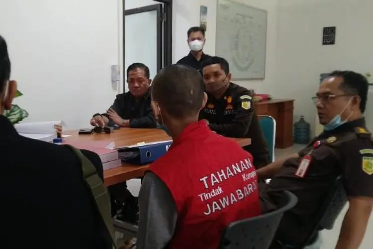 Kanwil DJP Jabar I Serahkan Tersangka Tindak Pidana Perpajakan YSI ke Kejati Jabar