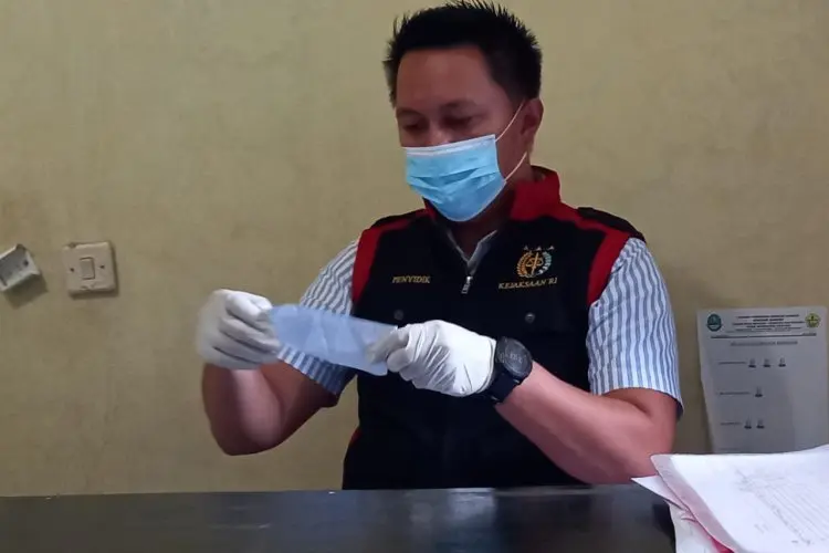 Kejari Bogor Ingatkan Pemkab Tidak Bayarkan Gaji Sekdisdagin Karena Statusnya Sebagai DPO