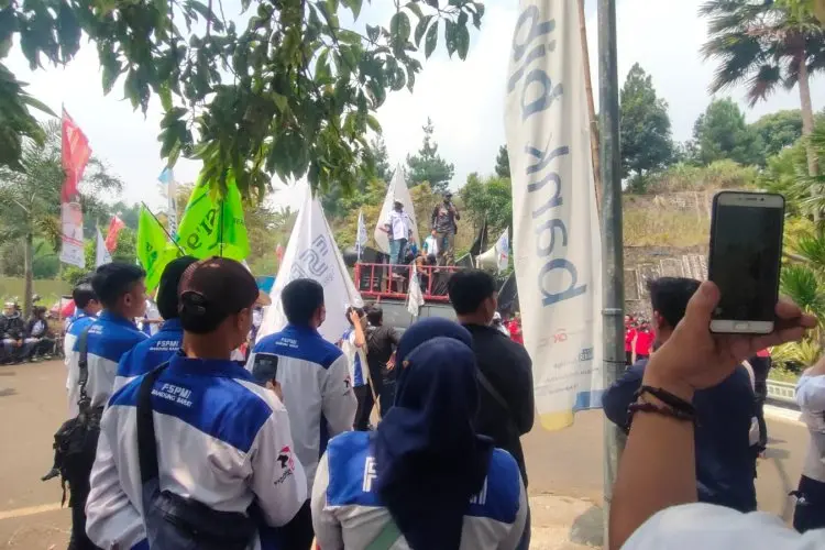Disnakertrans KBB Rekomendasikan Tenaga Outsourcing ke Perusahaan, Buruh: Itu Sangat Fatal