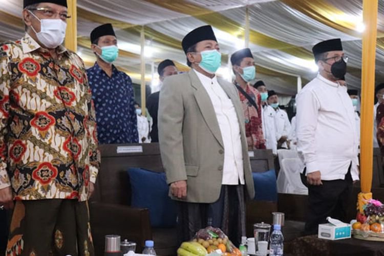 Bupati Cirebon Imron Sebut Pesantren Mampu Membentuk Pola Pikir dan Kemandirian