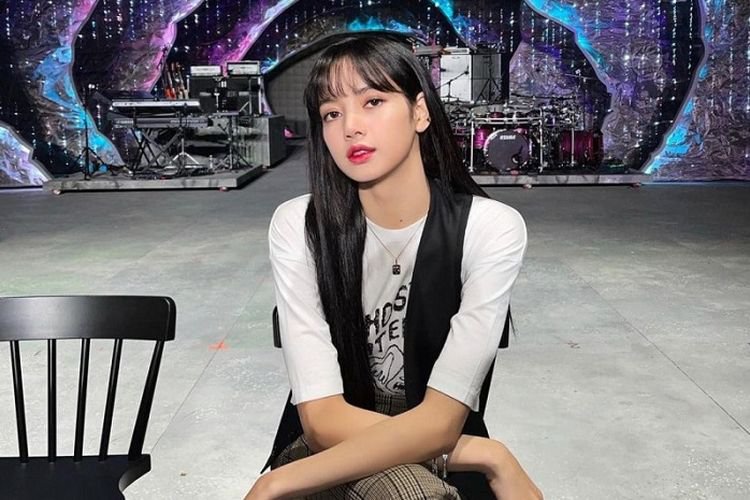 Beredar Rumor Lisa BLACKPINK Tolak Perpanjangan Kontrak, Saham YG Entertainment Ikut Anjlok
