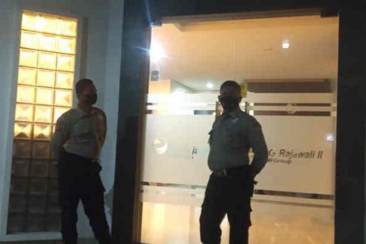 Aroma Korupsi 'Menyengat', Kantor PG Rajawali II Cirebon 8 Jam Digeledah Kejati