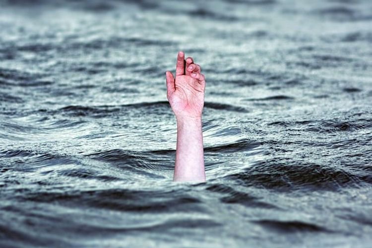 Remaja Asal Brebes Tenggelam di Sungai Cisanggarung Kabupaten Cirebon 