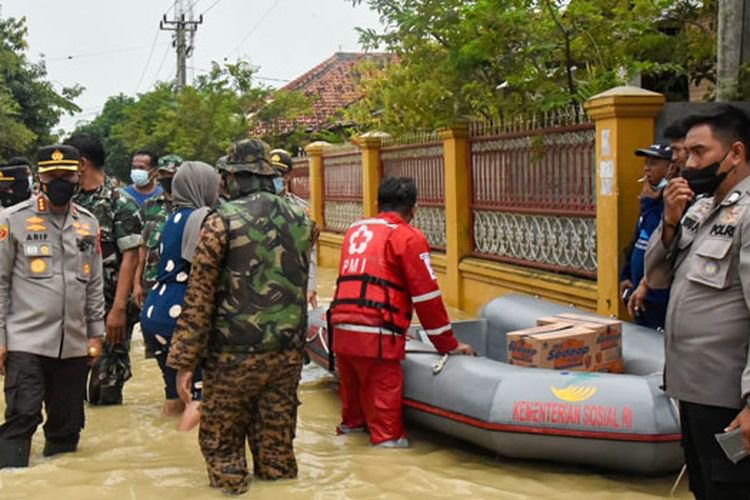 Cirebon Terendam Banjir, 2.433 Rumah Warga Terdampak
