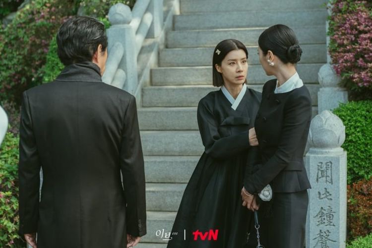 Spoiler Eve Episode 9: Han So Ra Panik, Lee Ra El Bocorkan Perselingkuhannya pada Han Pon Ro