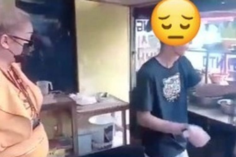 Paksa Anak Kecil Laki-Laki Hisap kemaluannya, Pria Penjual Nasi Padang di Purwokerto Diintrogasi Emak-Emak