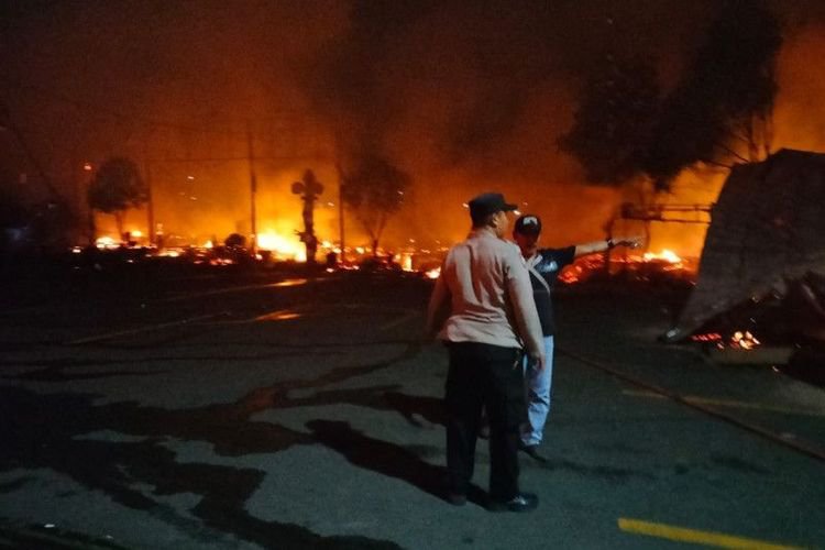 Rumah Makan Tahu Sumedang di Limbangan Garut Terbakar, Polisi Selidiki Penyebabnya