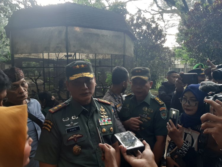 Demi Kasih Nama Hewan Ini, Pangdam III Siliwangi Mayjen Kunto Arief Wibowo Kunjungi Bandung Zoo