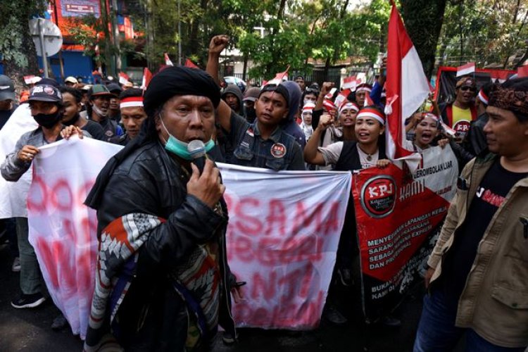 FOTO: Demo Pengamen Jalanan Kota Bandung