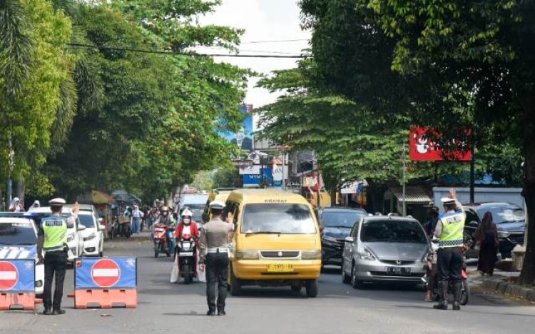 Cara Unik Polres Cirebon Kota Merayakan HUT ke-77 RI