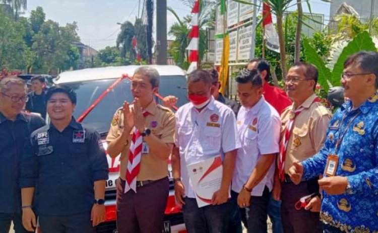 Repdem Kota Bogor Serahkan Ambulans Siaga ke Karang Taruna Tegallega untuk Dimanfaatkan