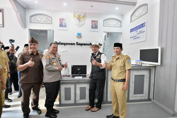 Gubernur Jawa Barat Ridwan Kamil Dorong Kepala Desa Melek Digital 