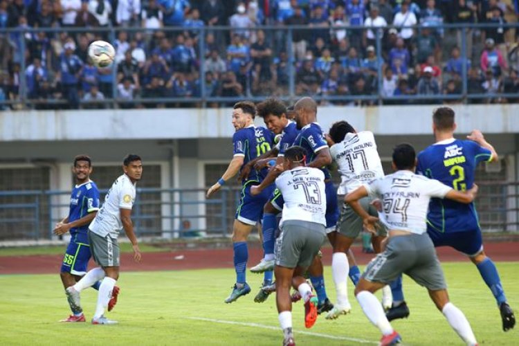 Persib Bandung Kalah di Kandang Sendiri, Ini Kunci Kemenangan Bali United