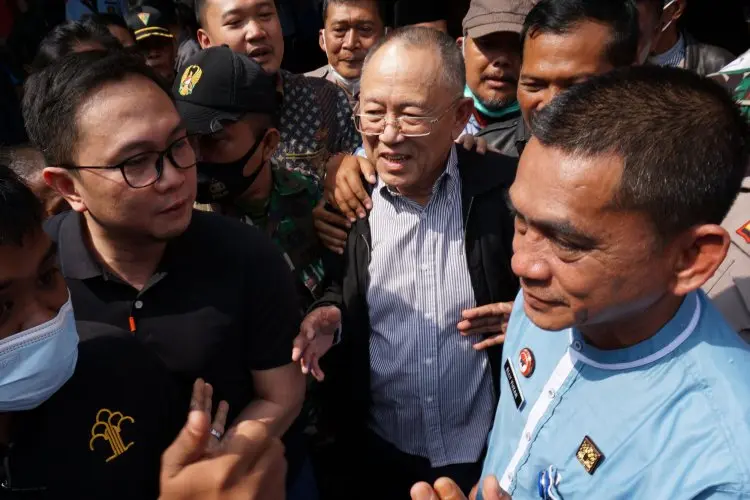 Foto: Disambut Warga, Dada Rosada Bebas dari Penjara Sukamiskin