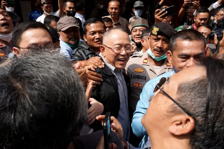 Foto: Disambut Warga, Dada Rosada Bebas dari Penjara Sukamiskin