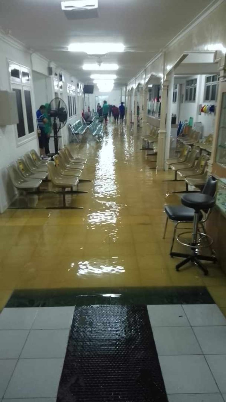 Ruang Poliklinik RSUD Kota Bogor Terendam Banjir Hingga Hentikan Pelayanan Sementara