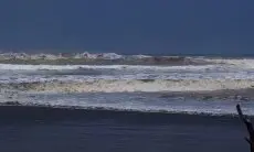 Waspada !!! Gelombang Tinggi di Wilayah Pangandaran dan Laut Selatan