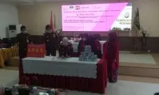 Kejari Serahkan Barang Bukti Hasil Korupsi Dana BOS ke Pemprov Jawa Barat