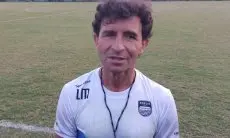 Luis Milla Bongkar Alasan Terapkan Tiga Bek di Lini Pertahanan Persib, Lebih Kuat?