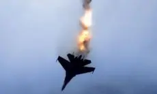 BREAKING NEWS! Pesawat TNI AL Jatuh Saat Latihan