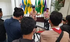 Ridwan Kamil Siap Bantu Kota Bandung Desain Sepatu Cibaduyut